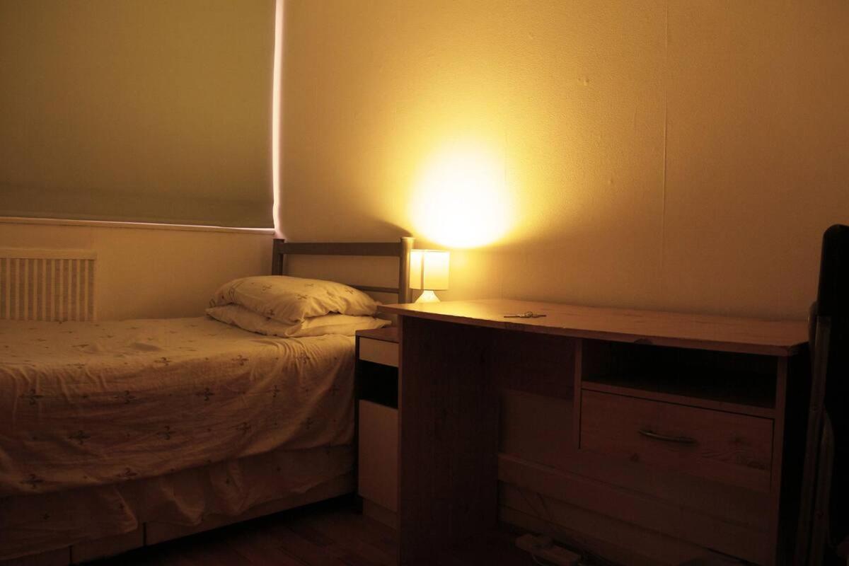 Double Room In Private Apartment Londres Exterior foto